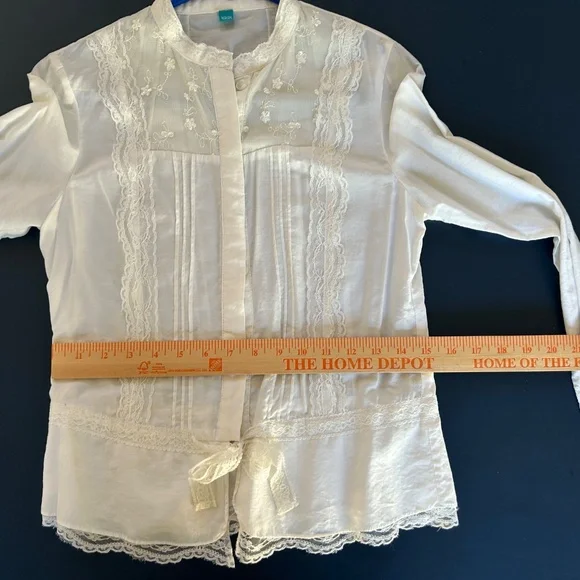 Embroidered & Lace White Long Sleeve Shirt - Picture 6 of 7